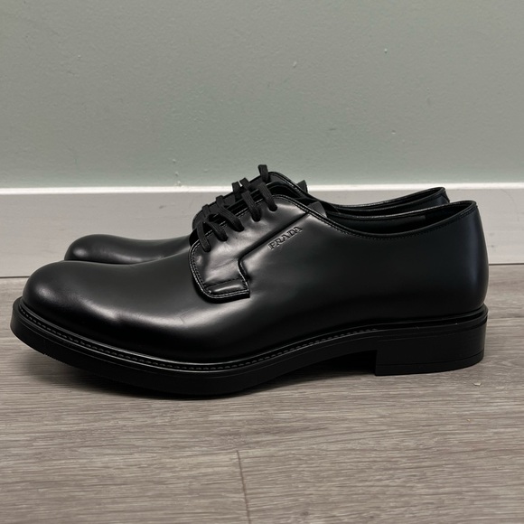 Prada Brushed Leather Lace-up Derby shoe. Prada size 9 US 10. - Picture 15 of 16